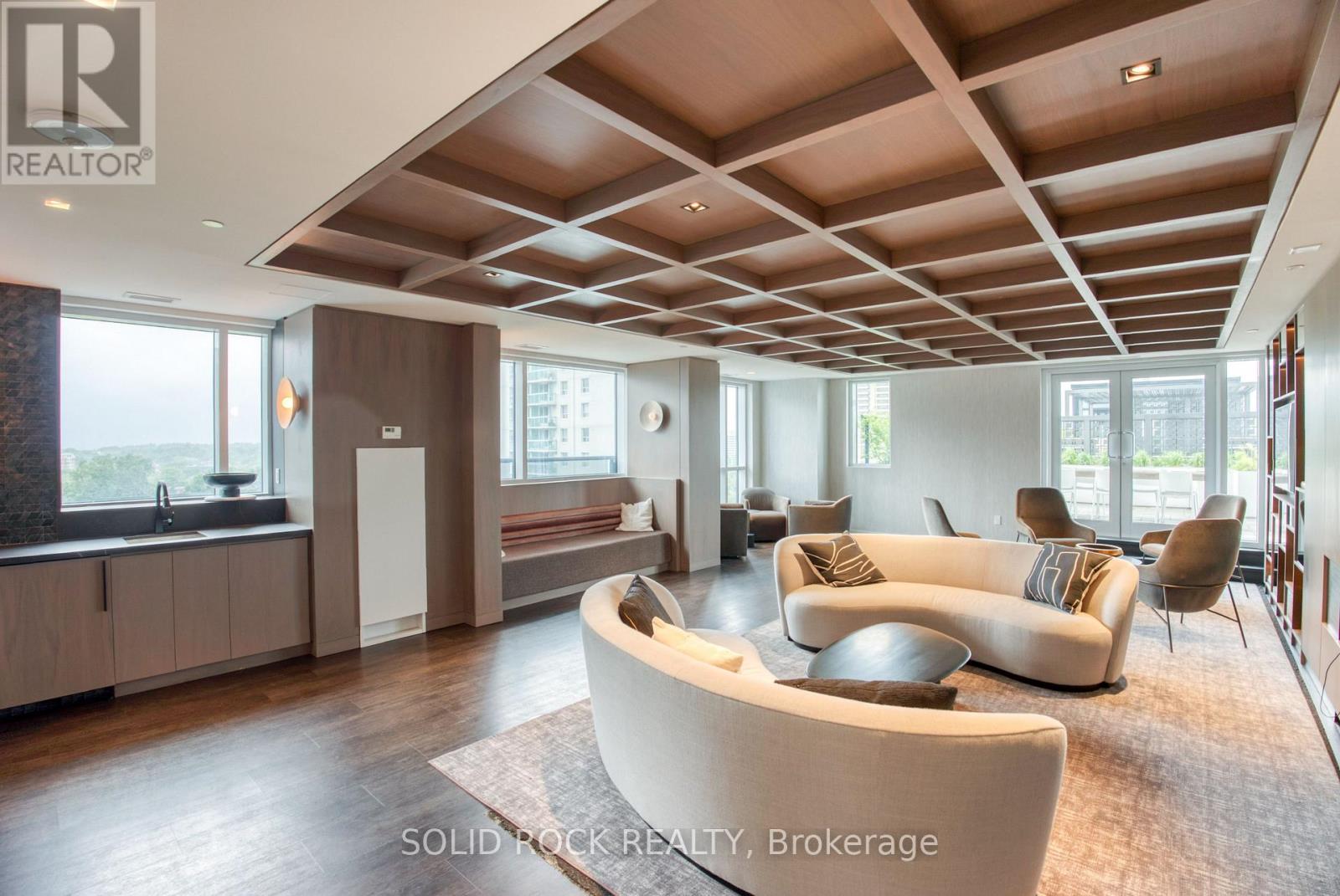 #306 560 RIDEAU STREET - Image 20