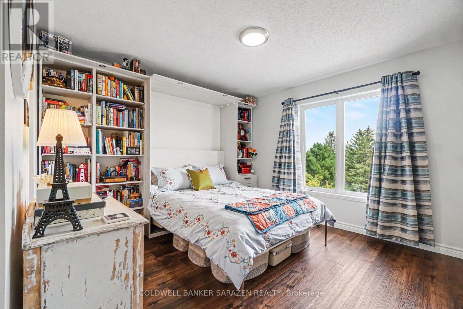 #11 282 CRESTHAVEN DRIVE - 25