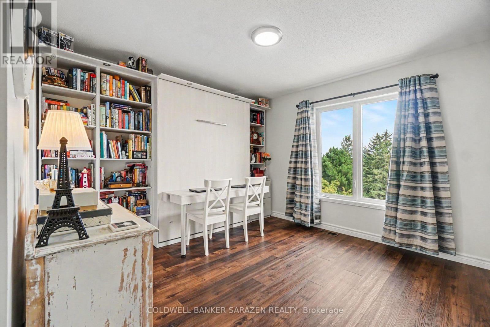 #11 282 CRESTHAVEN DRIVE - 26