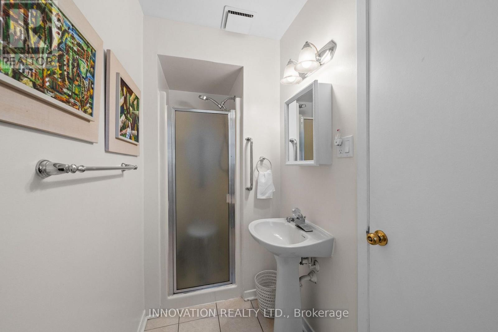 #13 920 DYNES ROAD - 16