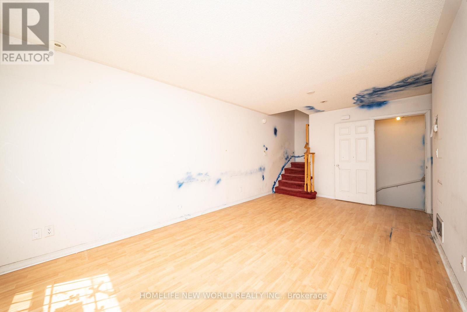 #112 102 FAITHFUL WAY - Image 6