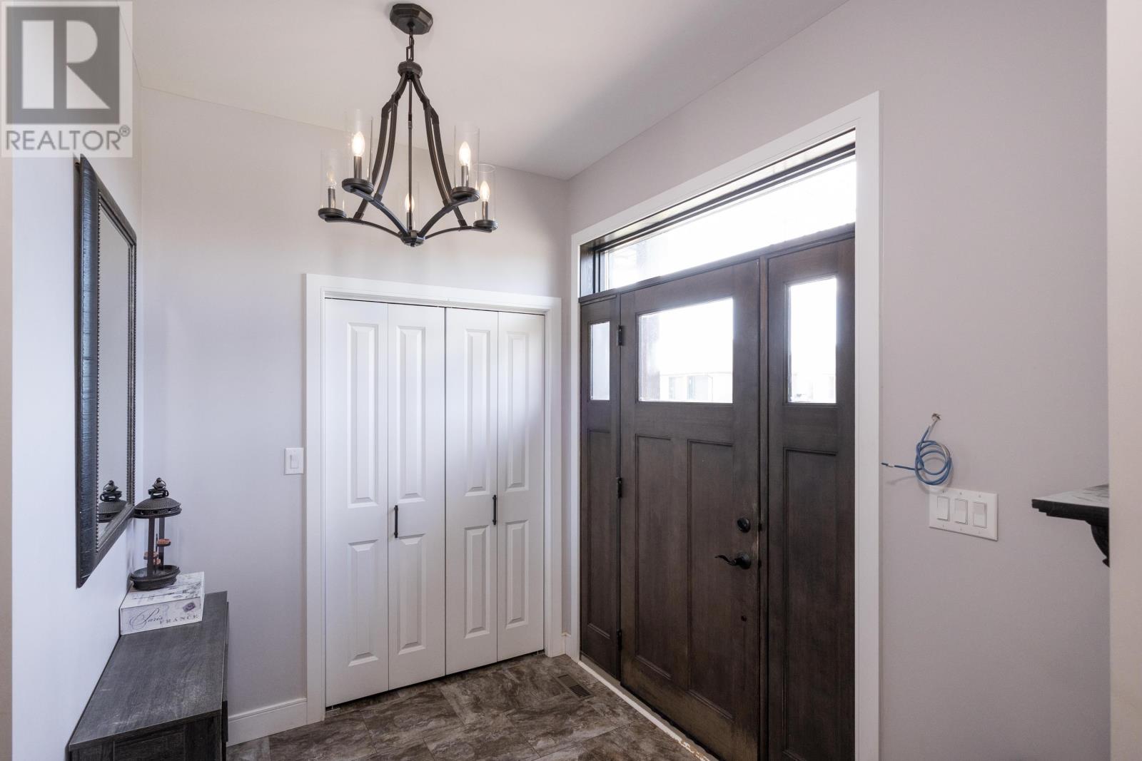 145 Dogwood CRES - Image 3