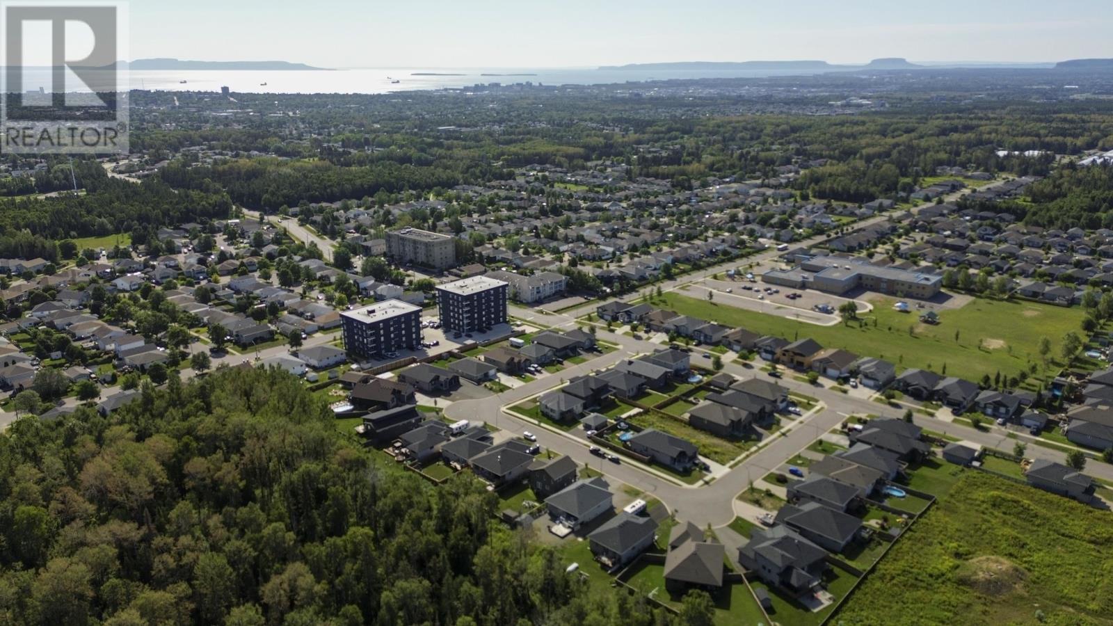145 Dogwood CRES - 44