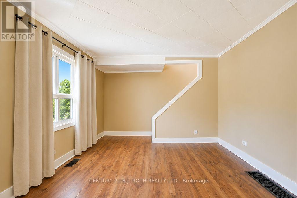 186 OXFORD STREET - Image 8