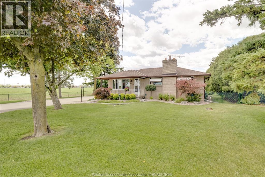 4727 8TH CONCESSION ROAD - 2