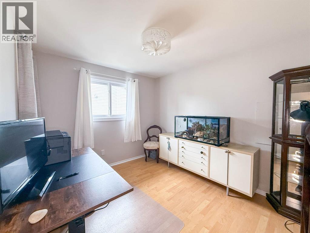 2623 KAYMAR CRESCENT - Image 15