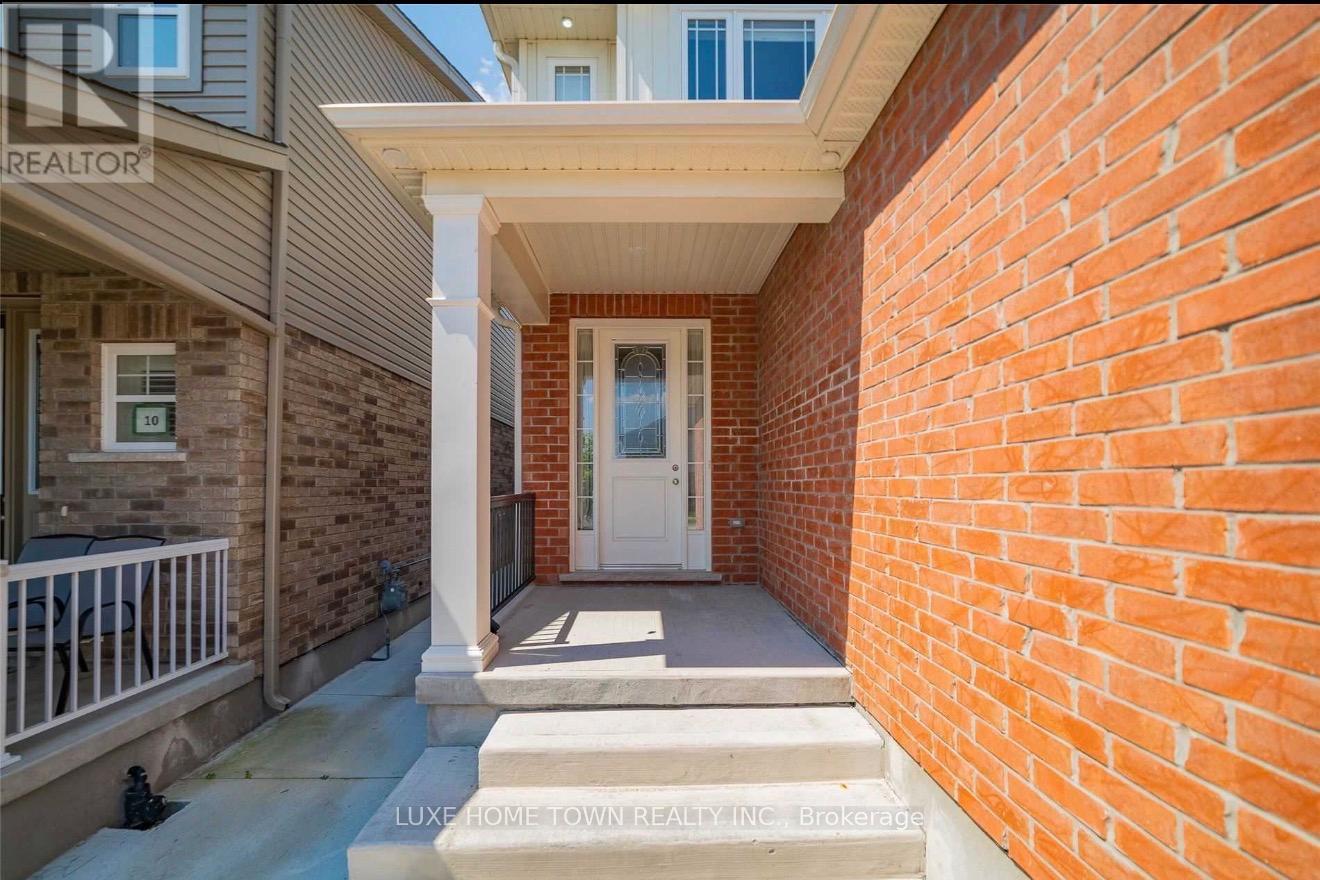 6 WILLOWRUN(UPPER) DRIVE — photo 3