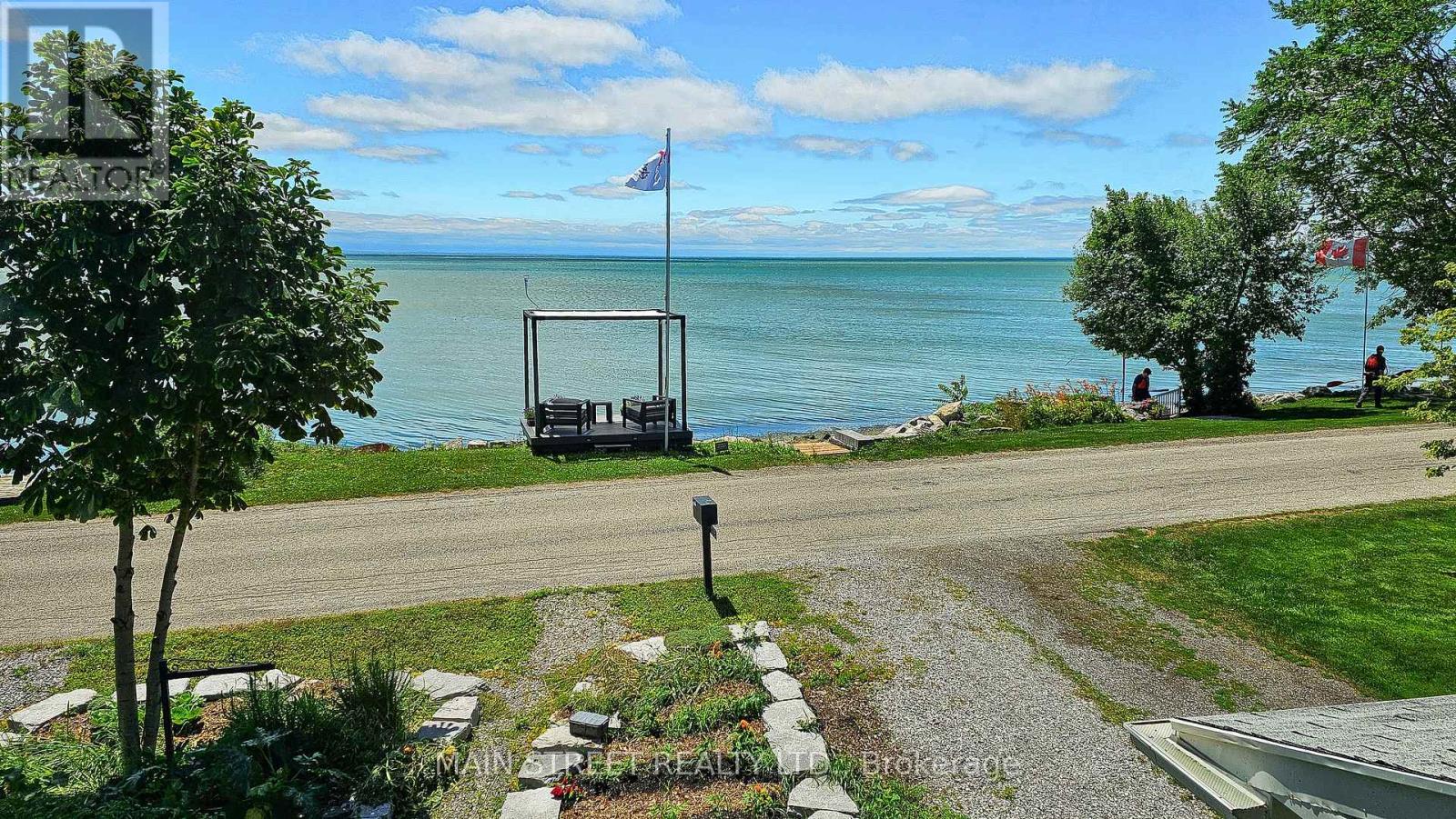 1275 LAKESHORE ROAD - 21