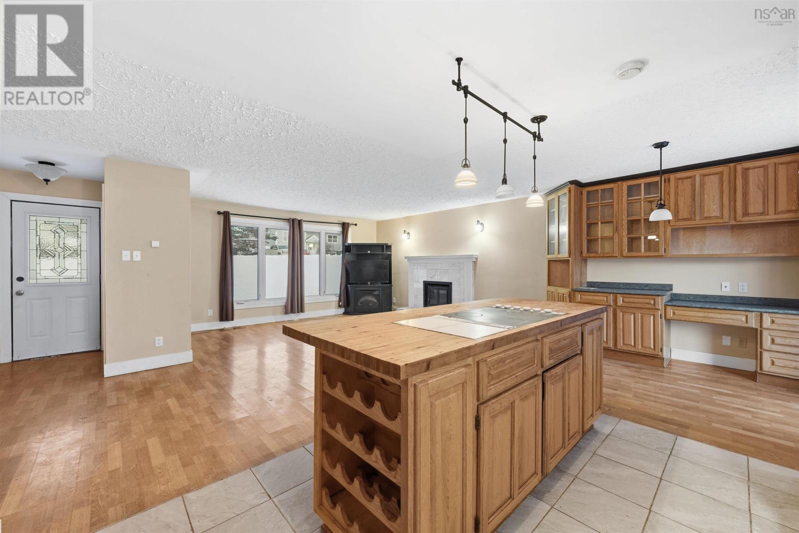 27 Grove Court - 16