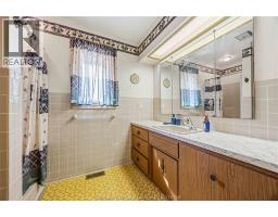 26193 St Clair Street, Chatham, ON N7M5J7 Photo 17
