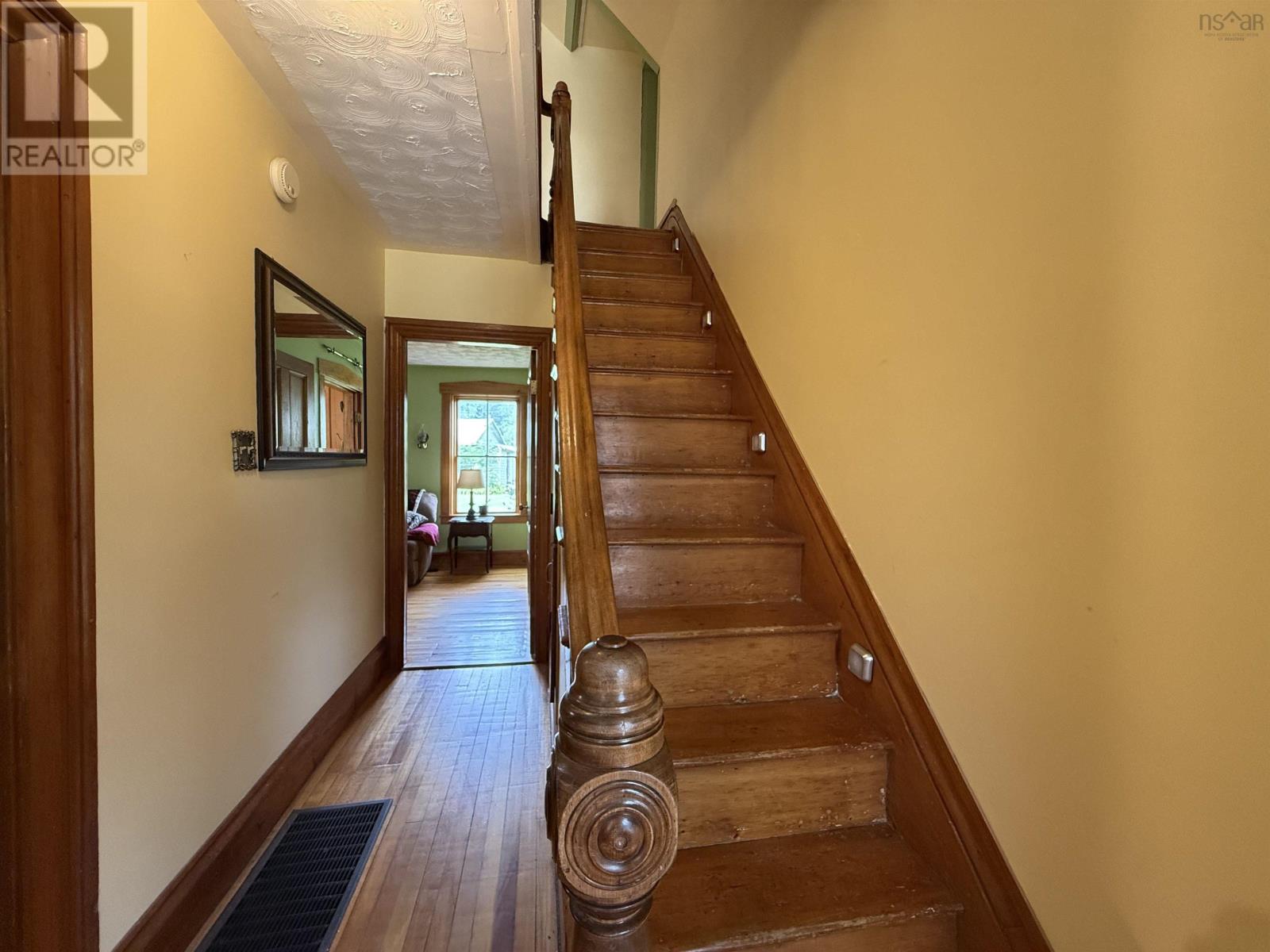 Property 16 of 48 of 22 Hogg Lane