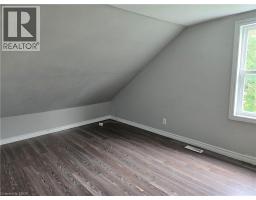 Living room - 6269 Franklin Avenue, Niagara Falls, ON L2G4Z4 Photo 8