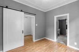 1129 Pritchard Avenue, Winnipeg, MB R2X0G7 Photo 8