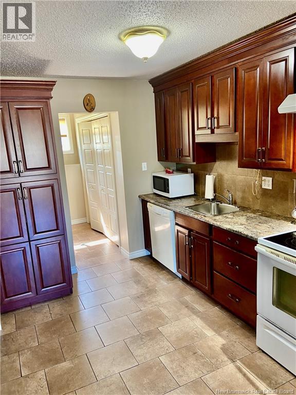 7 Woodside Park - 13