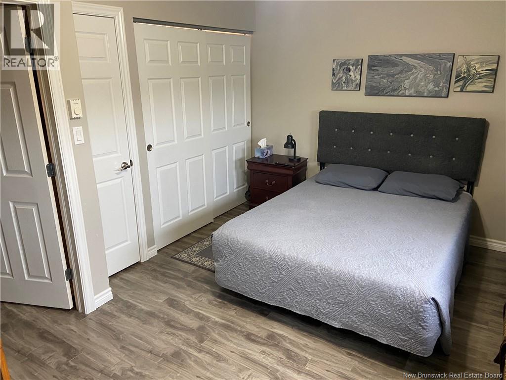 7 Woodside Park - Image 26