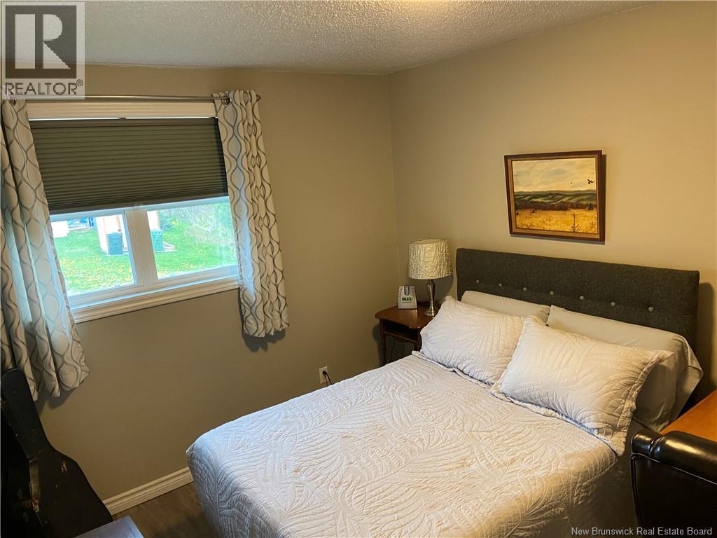 7 Woodside Park - 31