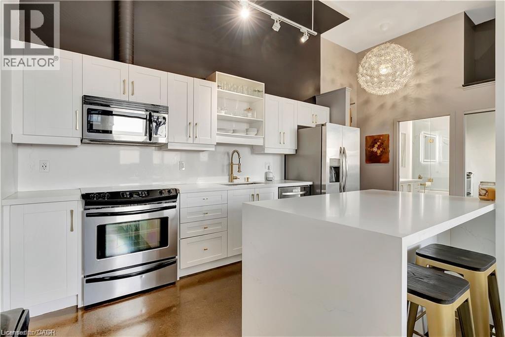 #506 410 KING Street W - Image 8