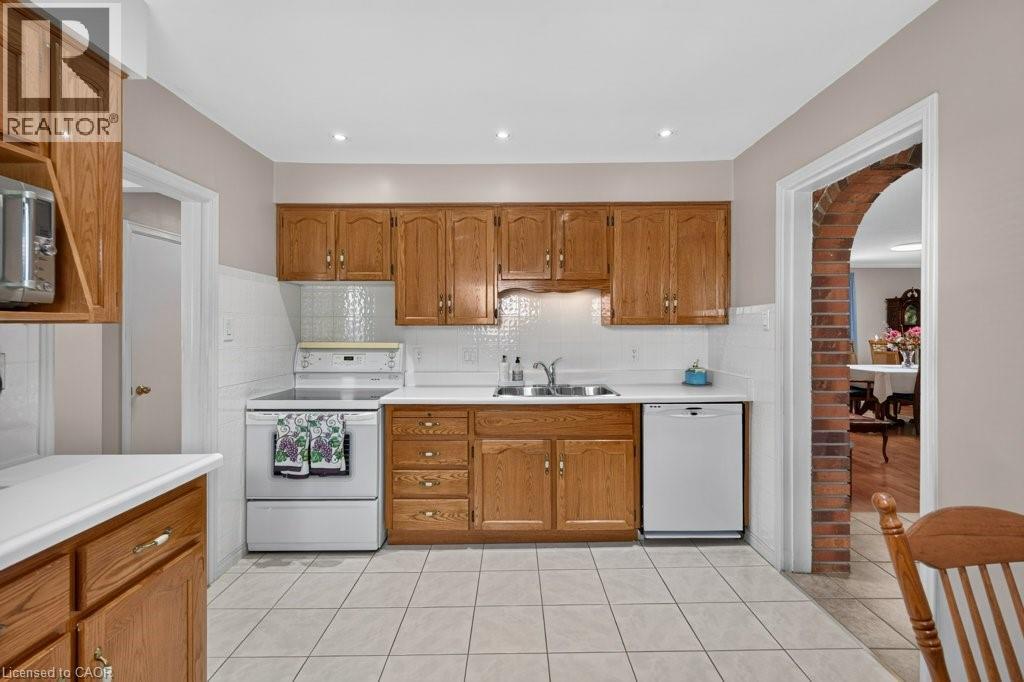476 EAST 37TH Street - Image 13