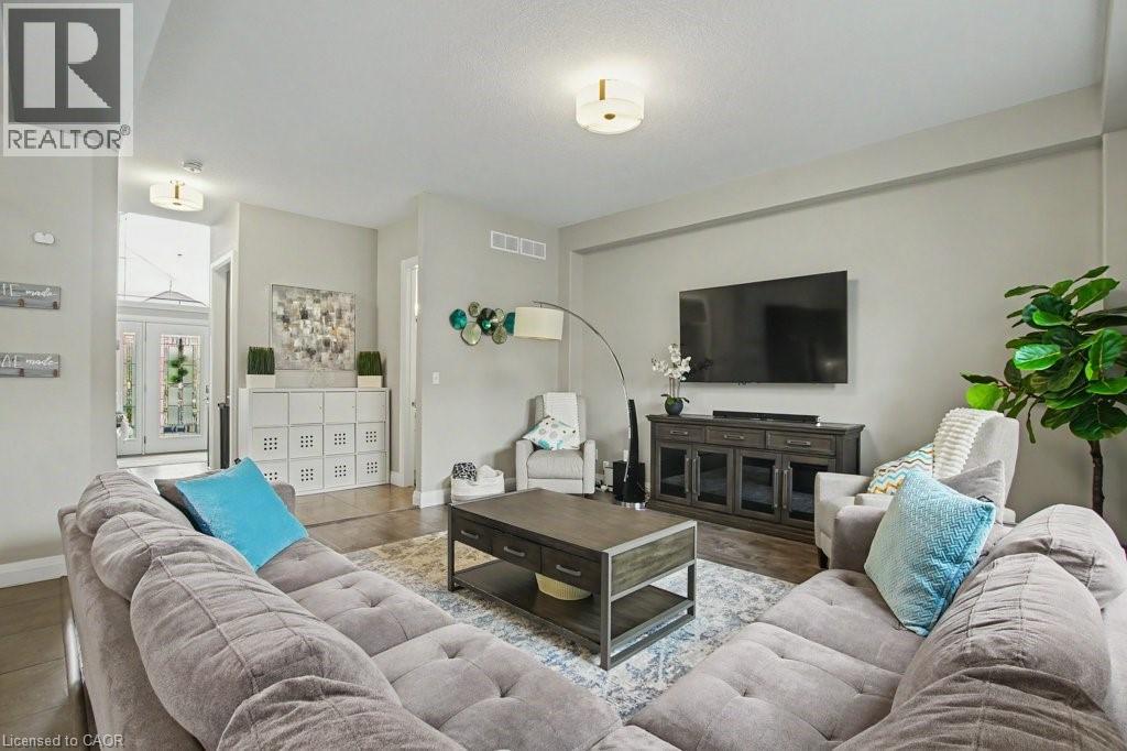 157 GREEN GATE Boulevard - Image 12