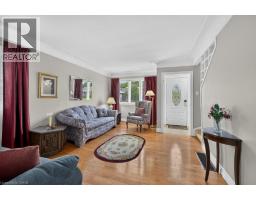 2pc Bathroom - 476 East 37th Street, Hamilton, ON L8V4B9 Photo 6