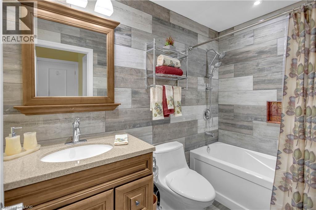 1285 COCKSHUTT Road - Image 35