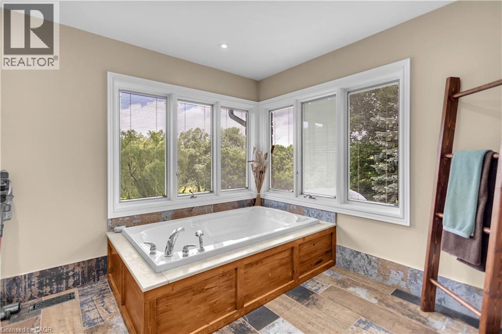 1285 COCKSHUTT Road - Image 20
