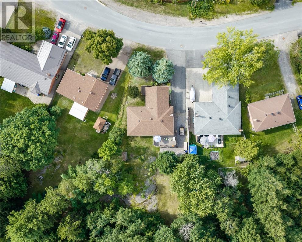 1786 Latimer Crescent - Image 3