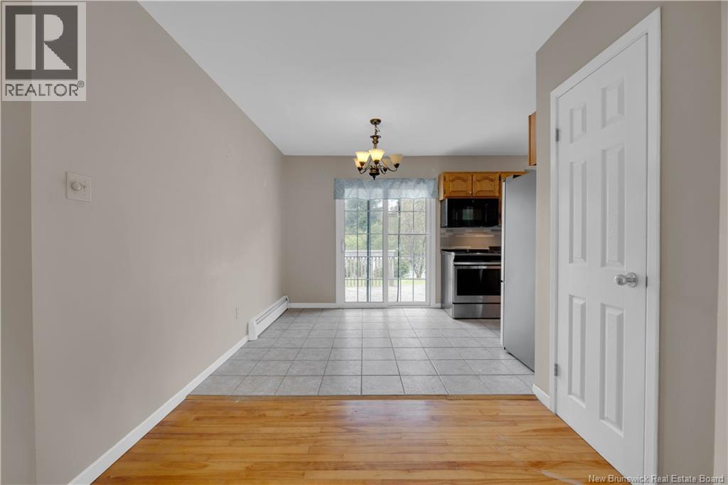 581 Michael Crescent - Image 6