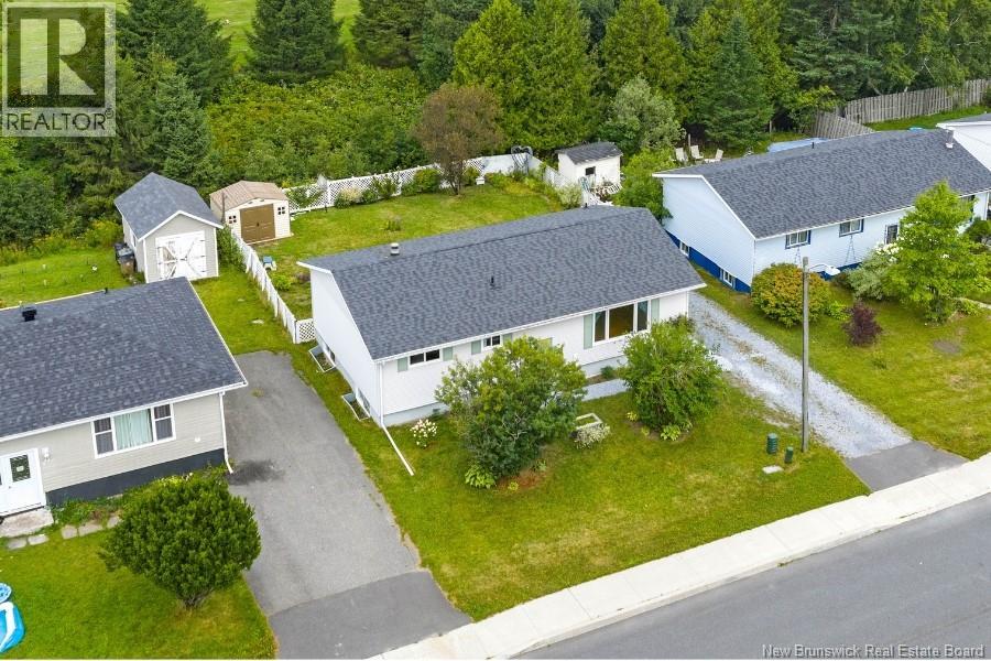 581 Michael Crescent - 36