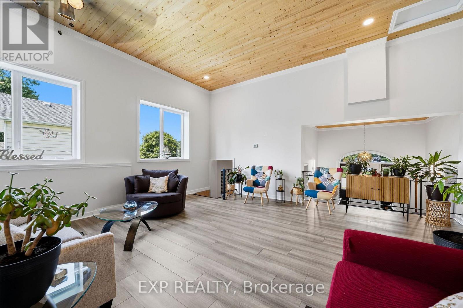 51181 BROADWAY STREET - Image 11