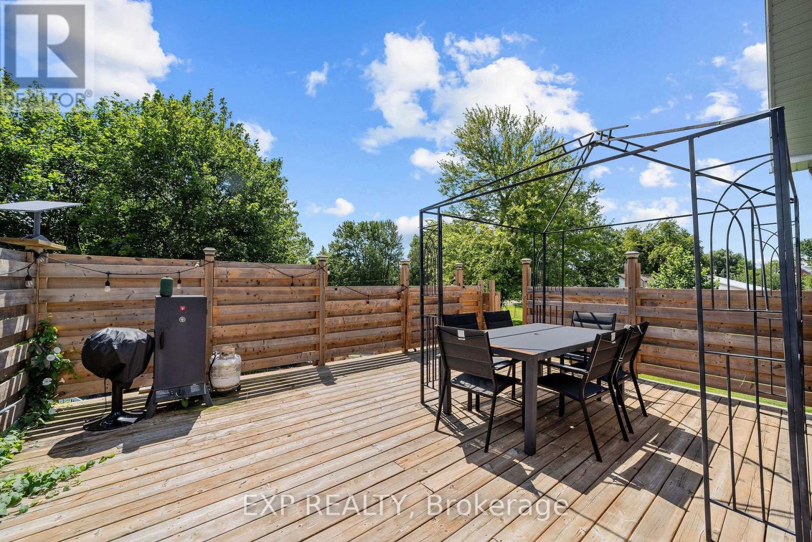51181 BROADWAY STREET - Image 28
