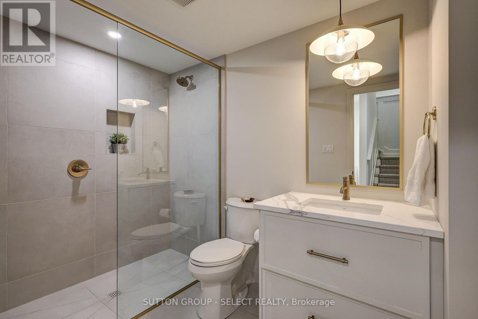 239 FOXBOROUGH PLACE - Image 34
