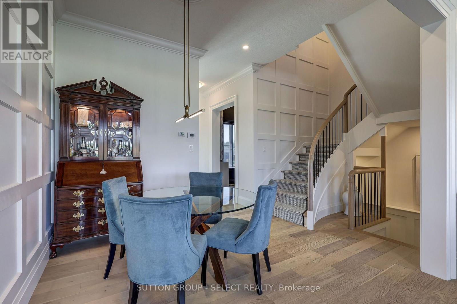 239 FOXBOROUGH PLACE - Image 5