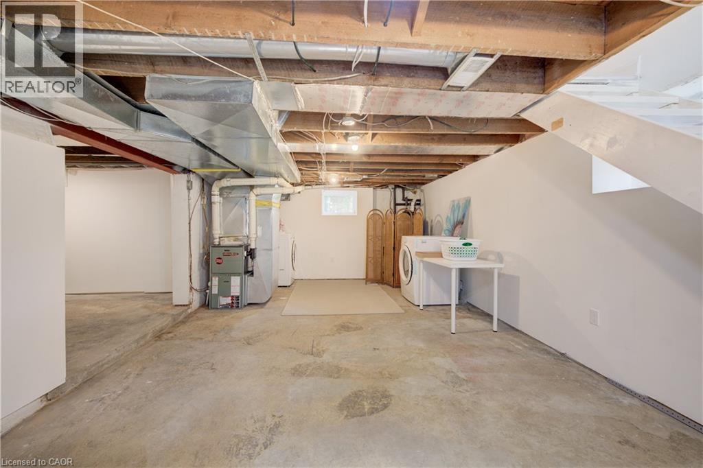 25 CENTRAL Street - Image 42