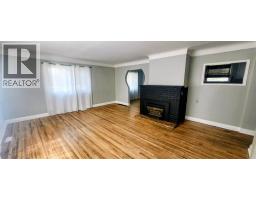 Bedroom - 2012 Wayne Avenue, Sarnia, ON N7T7Y9 Photo 6