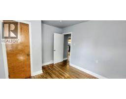 2012 Wayne Avenue, Sarnia, ON N7T7Y9 Photo 15
