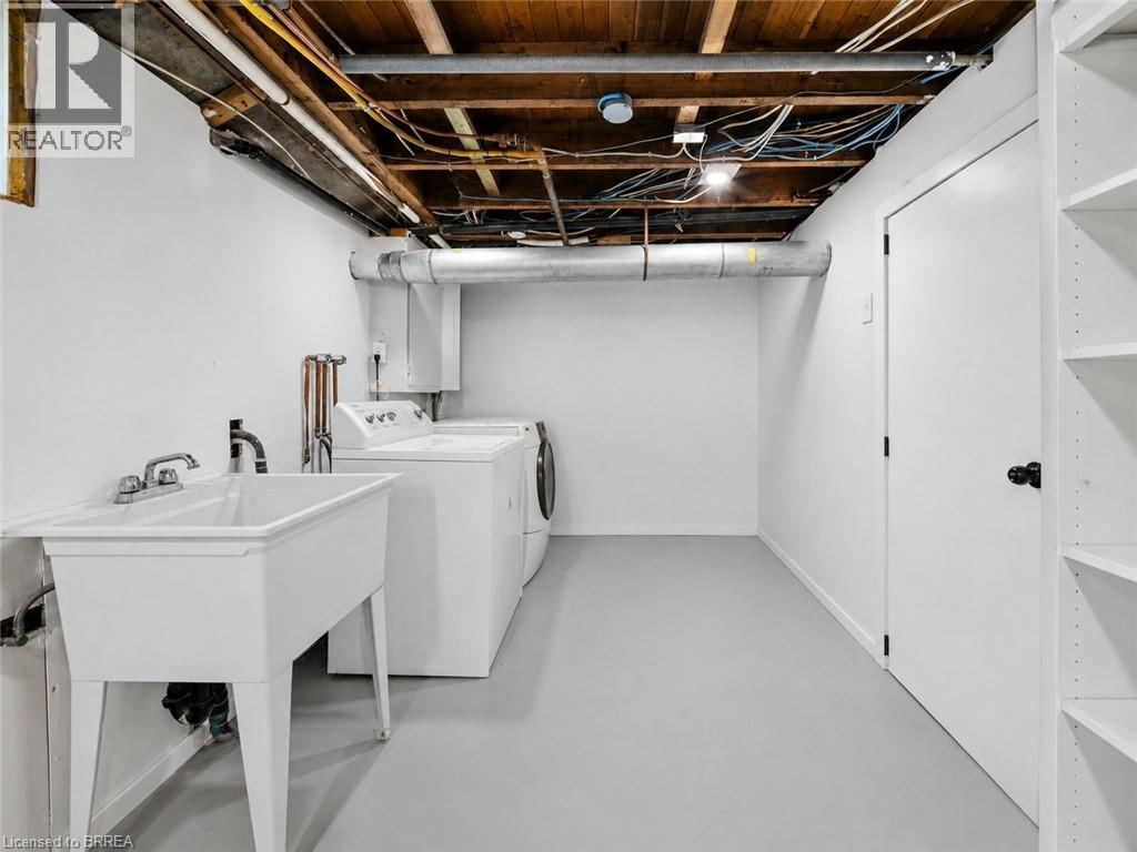 33 WOOD Street - Image 23