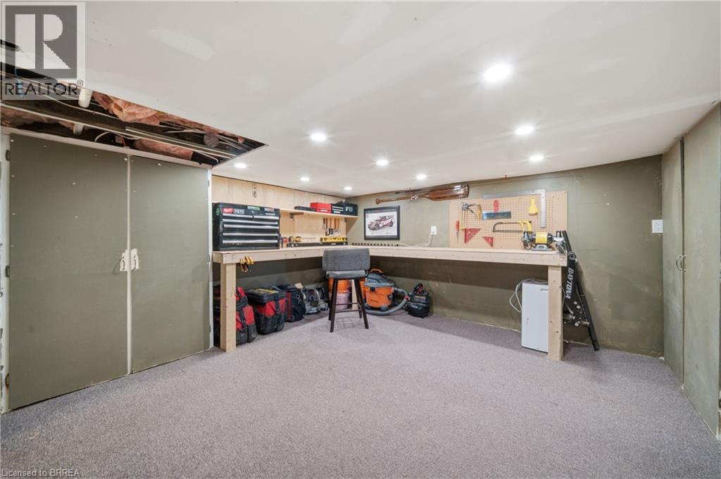 33 WOOD Street - Image 22