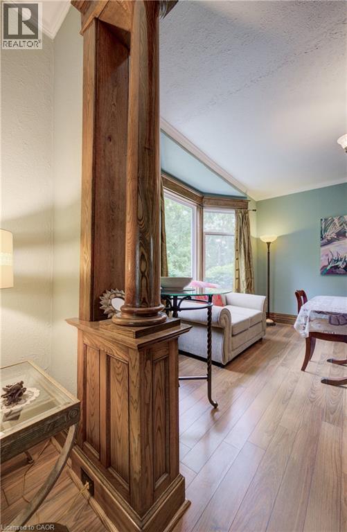 46 ELLEN Street W - Image 15
