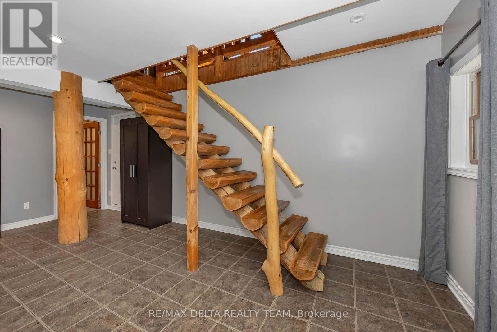 107 CORKERY WOODS DRIVE - Image 30