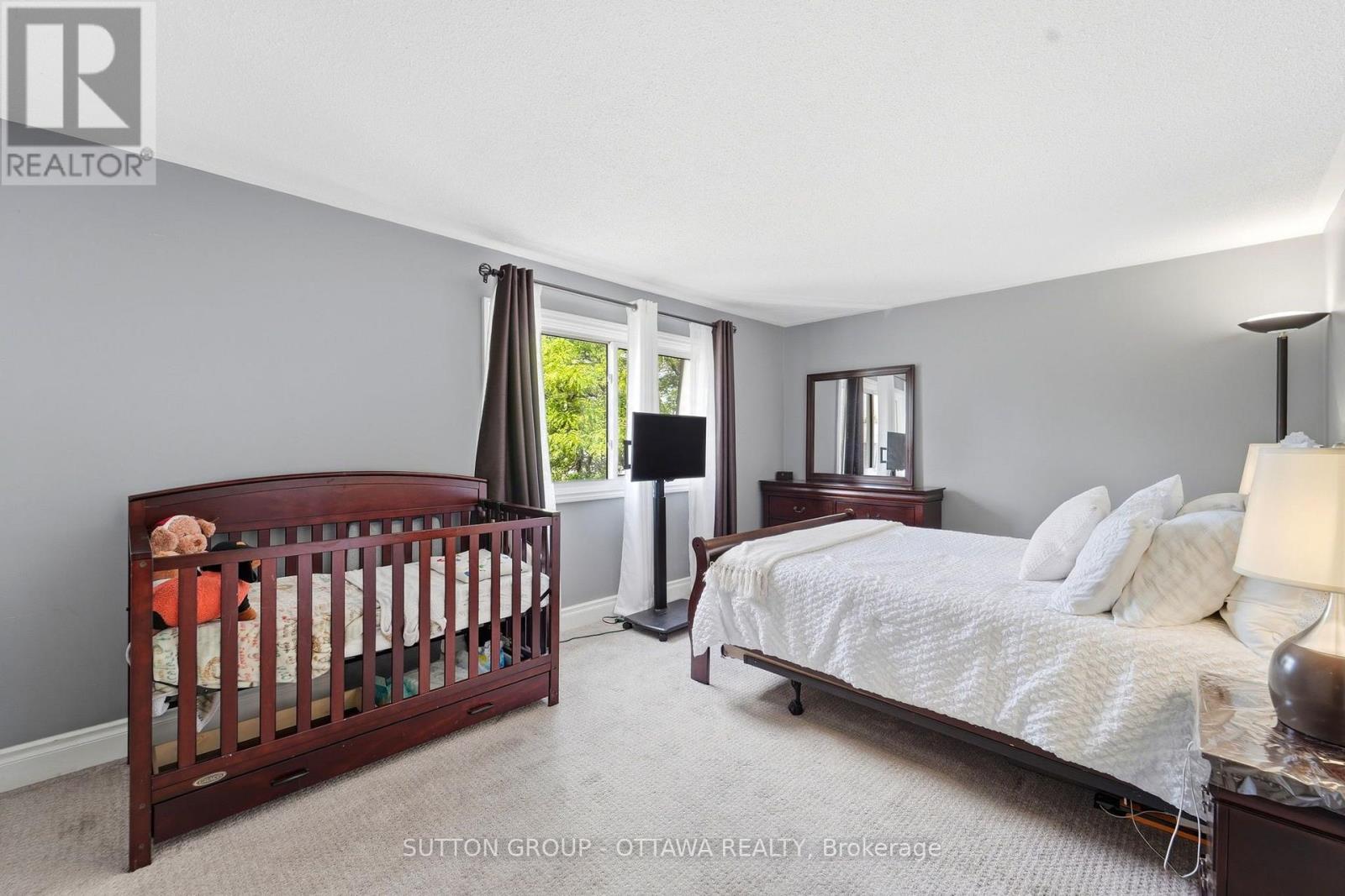 #71 2415 SOUTHVALE CRESCENT - Image 22