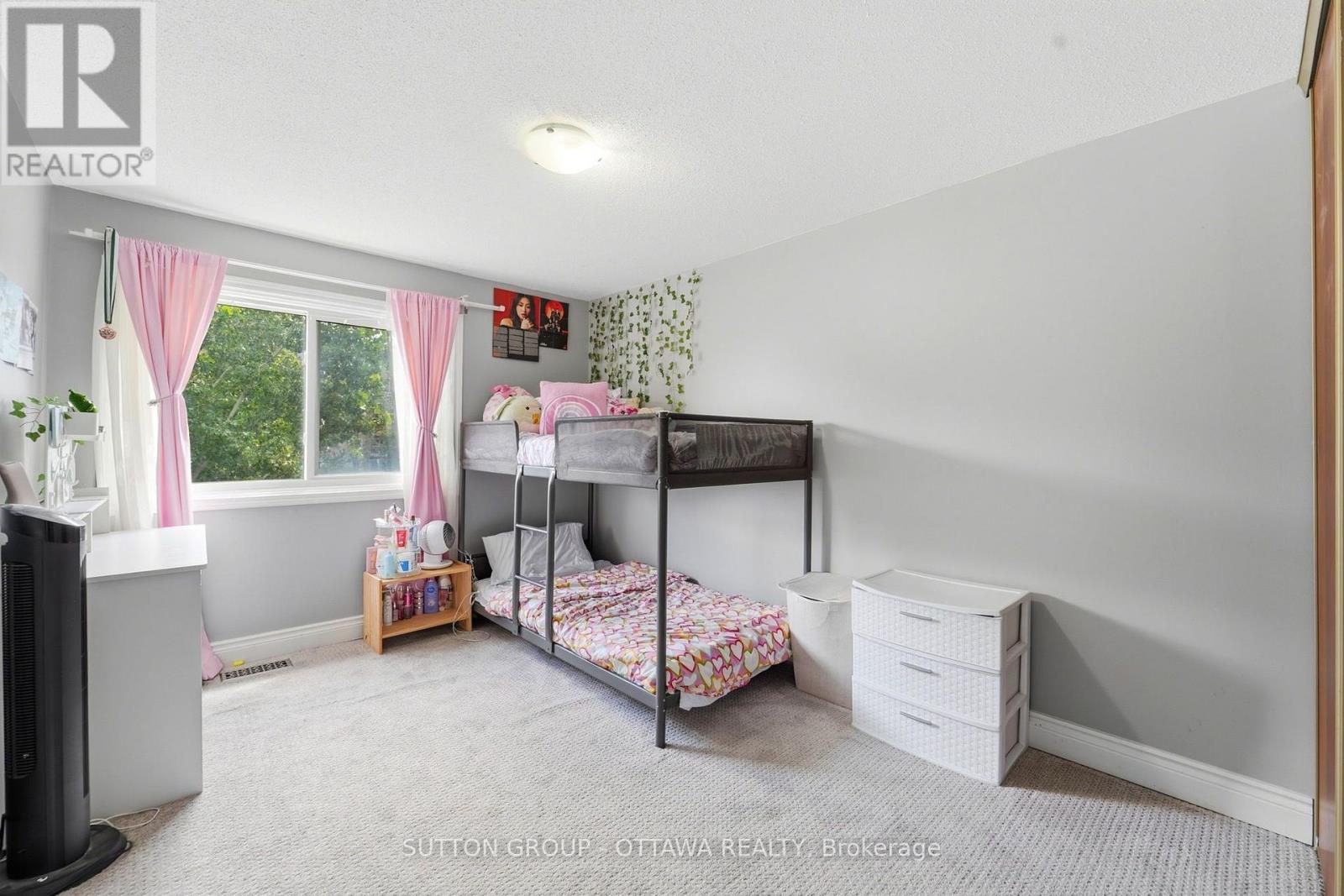 #71 2415 SOUTHVALE CRESCENT - Image 28