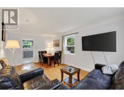 1220 Collins Avenue, Ottawa, ON K1V6E1 Photo 8