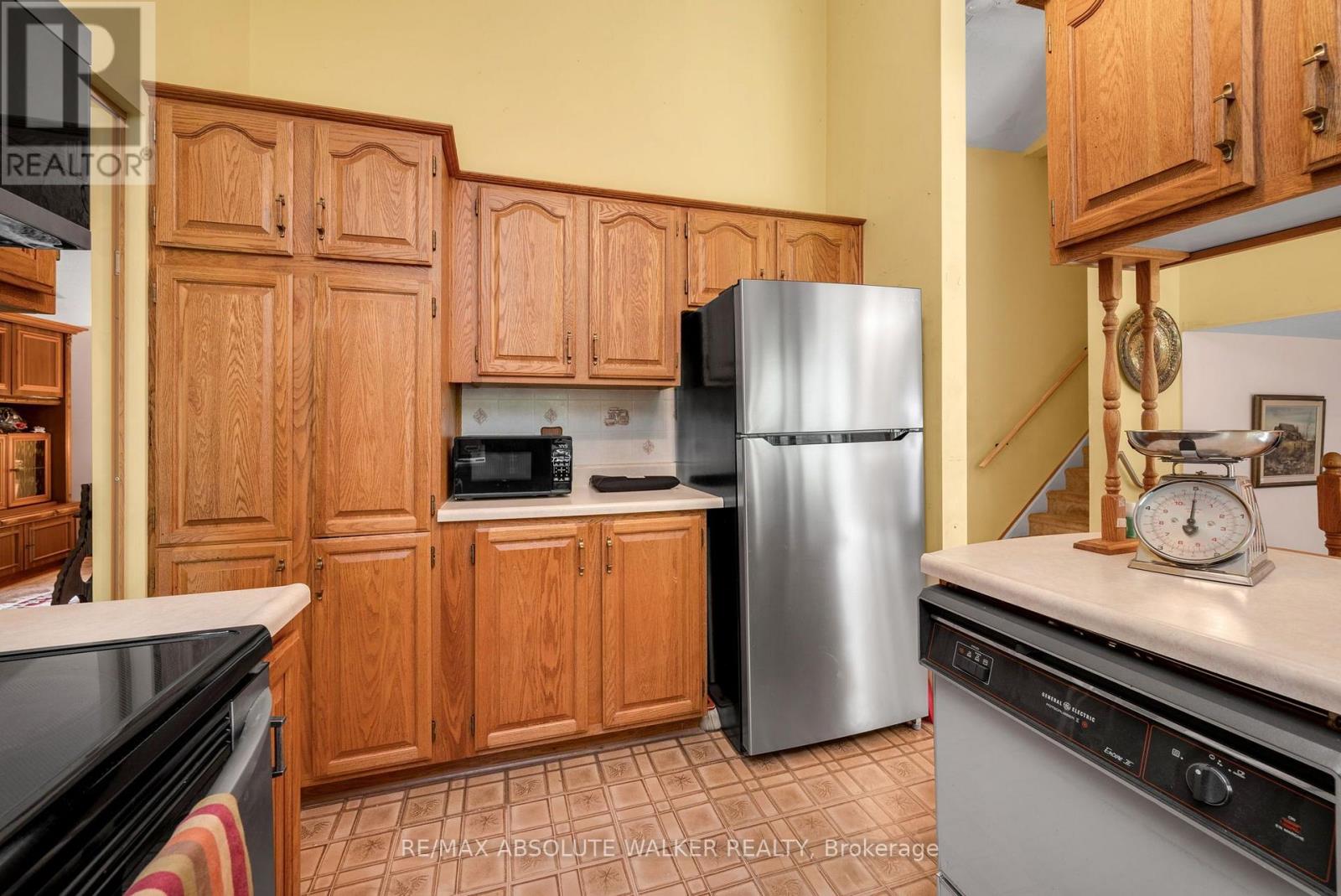 219 DEERWOOD DRIVE - 12
