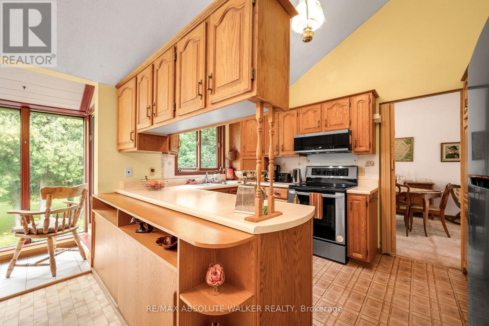 219 DEERWOOD DRIVE - Image 13