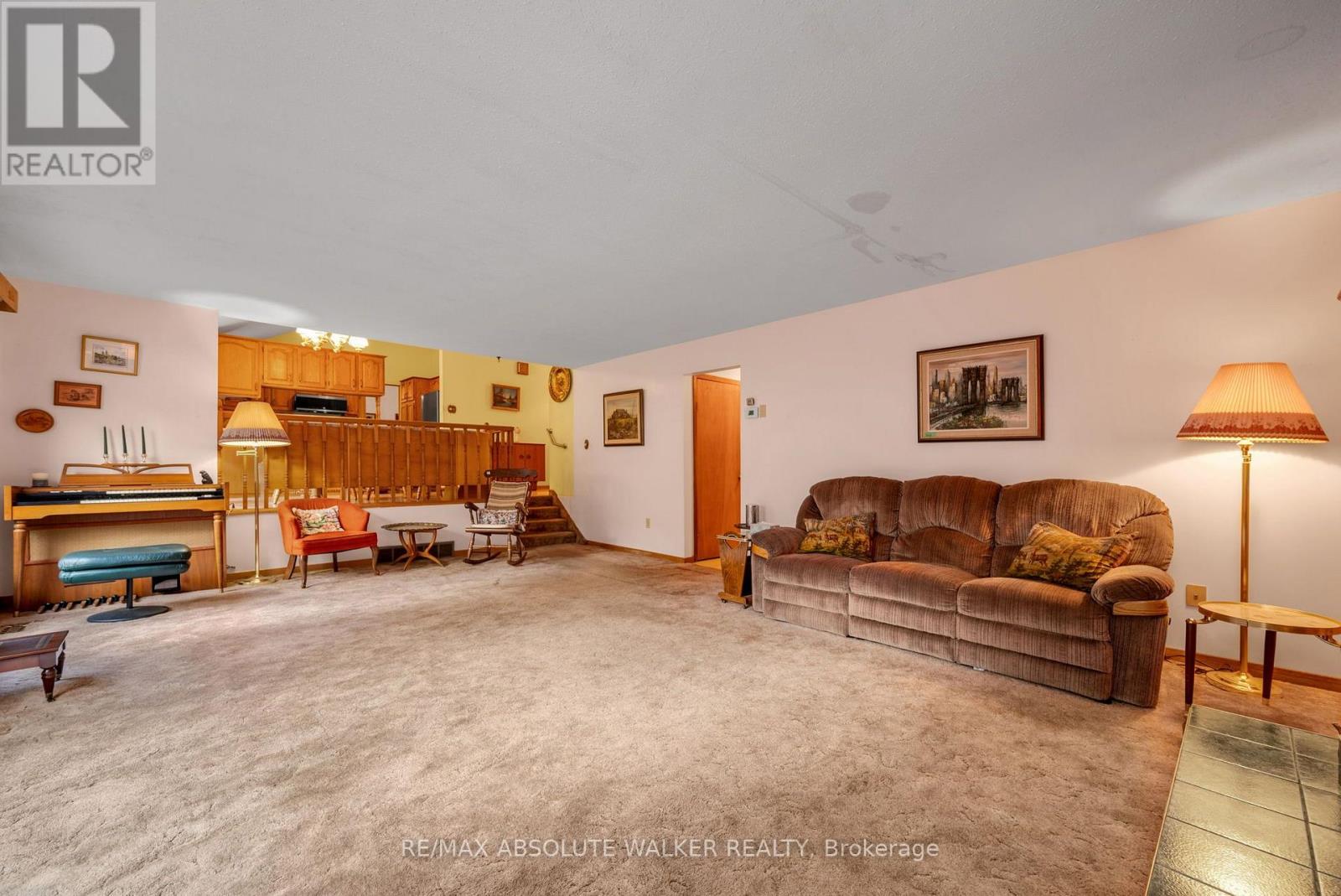 219 DEERWOOD DRIVE - 18