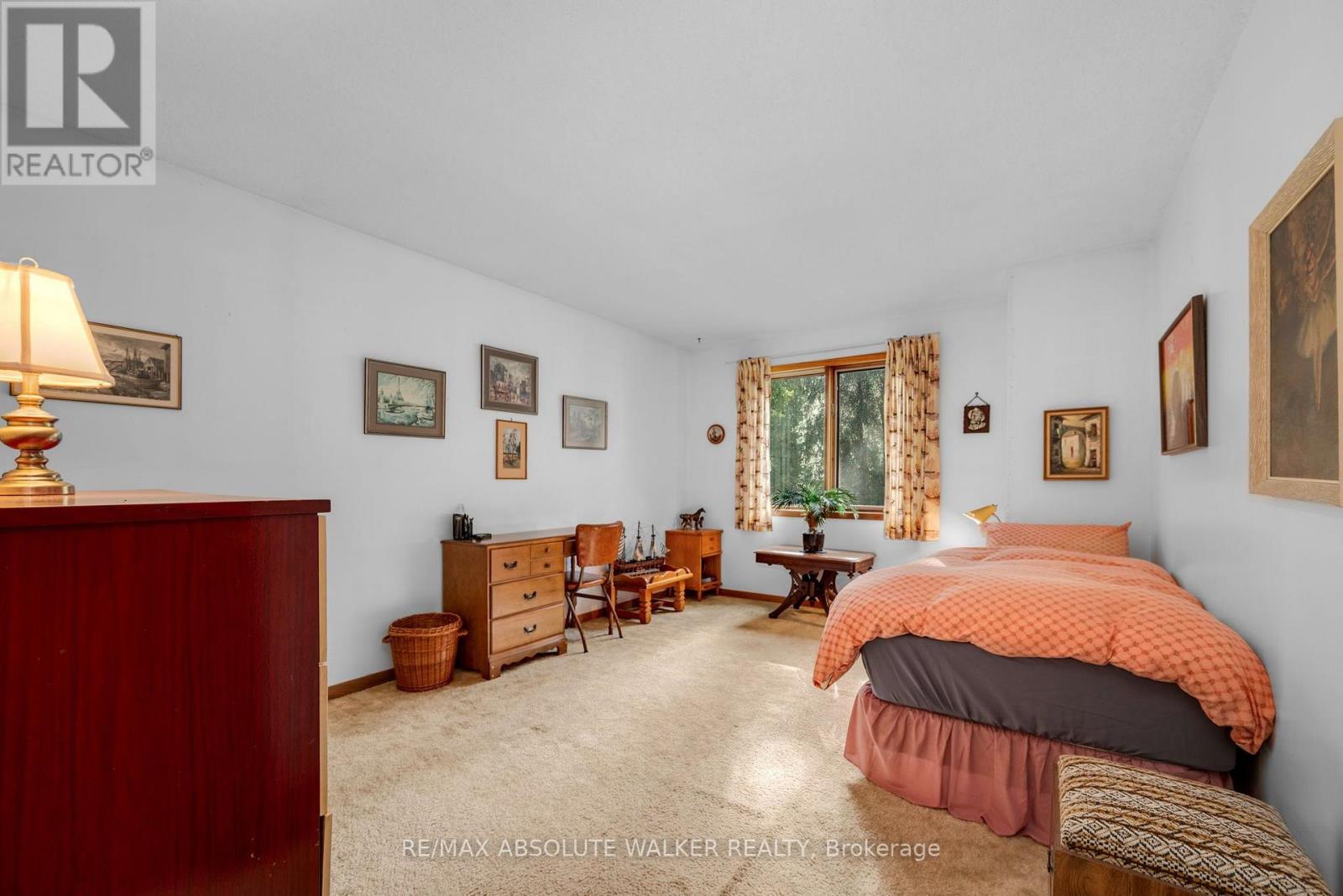 219 DEERWOOD DRIVE - Image 34