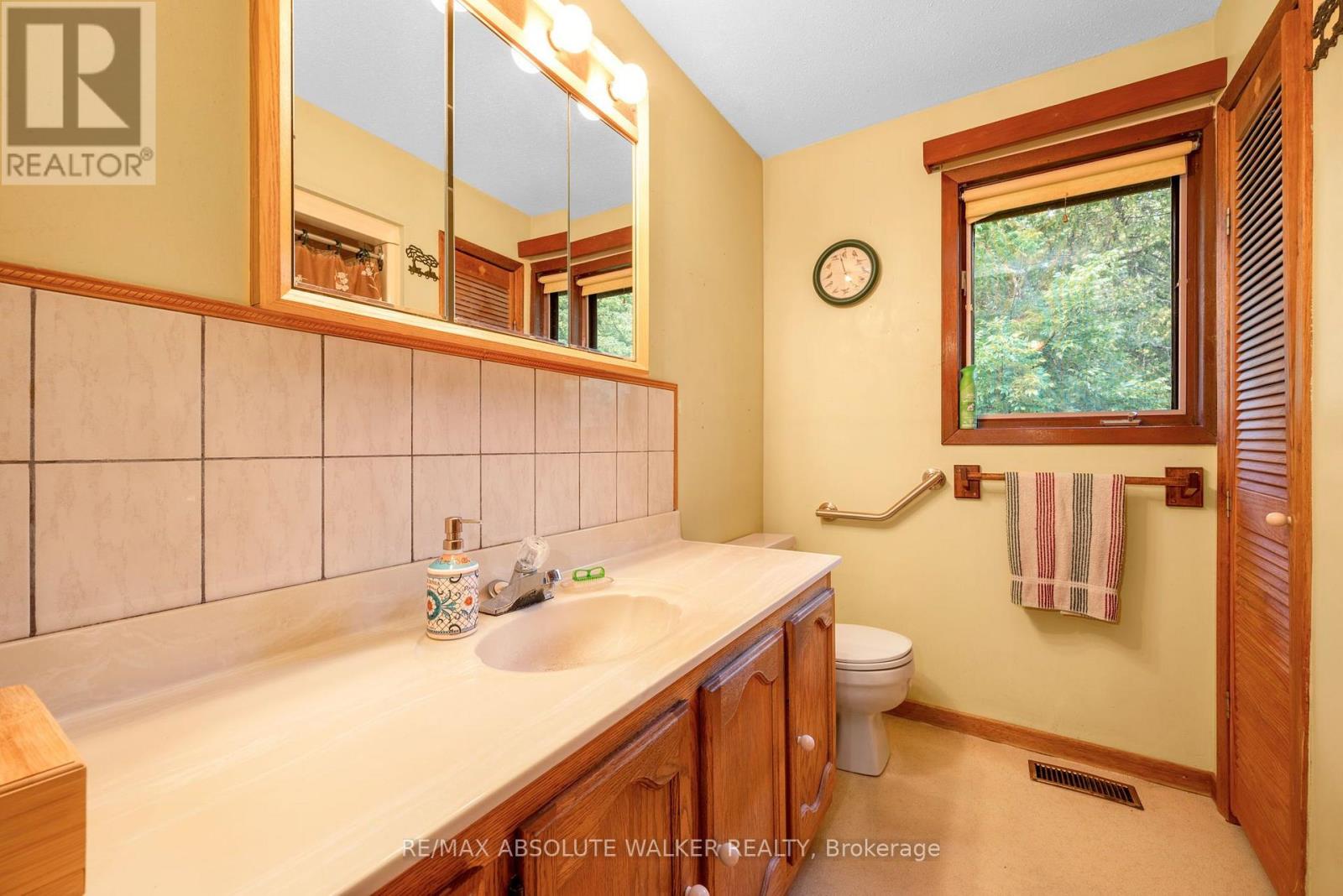 219 DEERWOOD DRIVE - 36