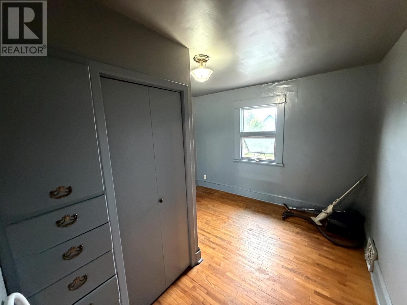 207 Norah ST S - Image 23