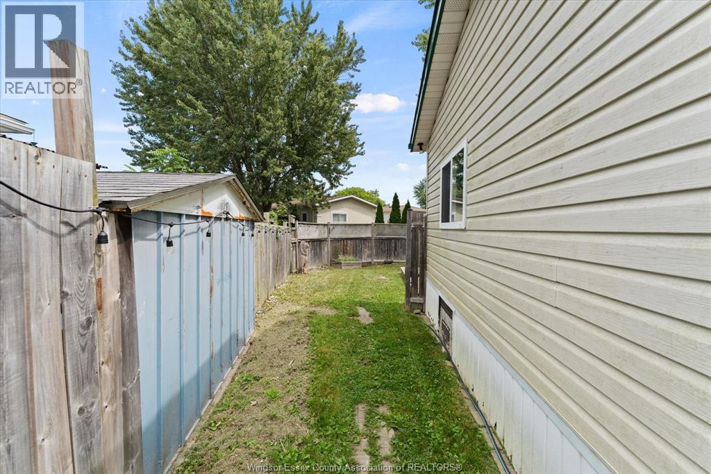 5 Oak COURT - 36